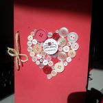 Manualidades de amor: tarjeta de corazón de botones